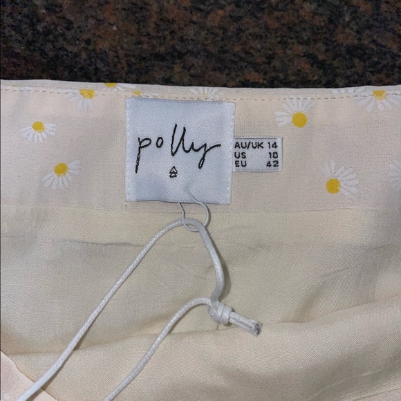 Princess Polly floral skirt - Picture 2 of 2